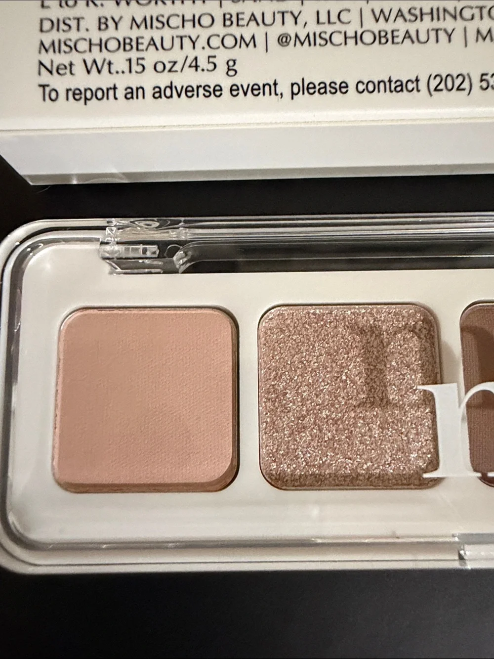 Mischo Beauty Mini Eyeshadow Palette